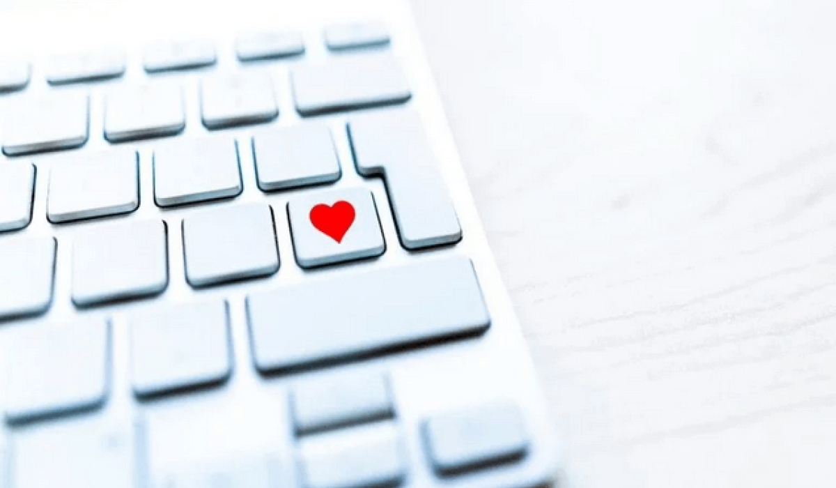 Keyboard with a heart icon