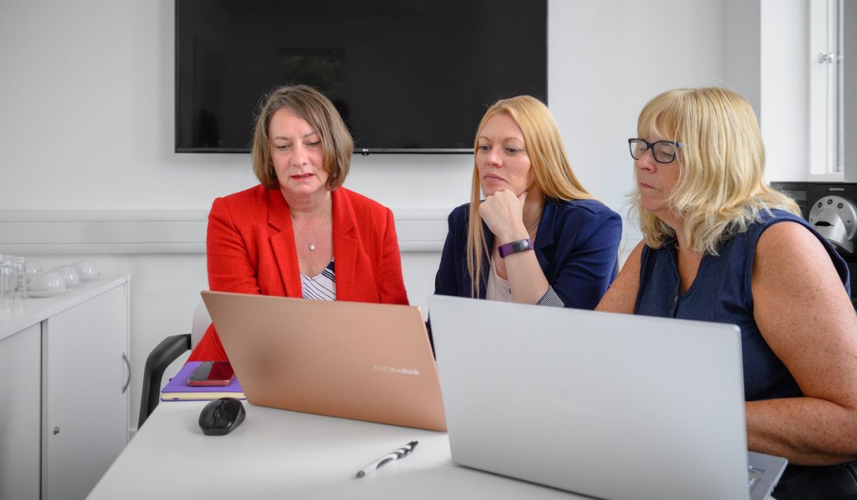 Financial team meeting in an office